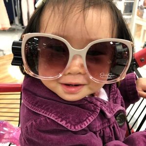 Meet your Posher, Joy